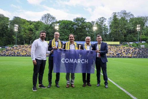La Royale Union Saint-Gilloise reconduit son partenariat avec Comarch, fournisseur IT, pour la saison 2024/2025